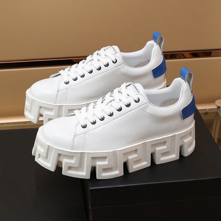 2024 novos tênis Medusa com sola grossa