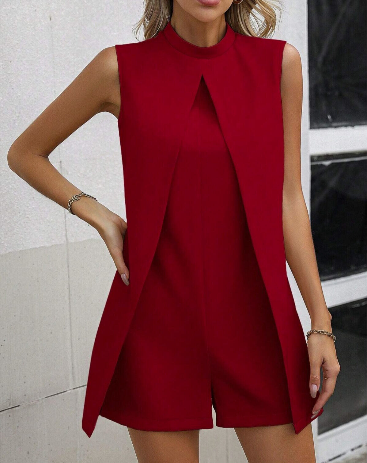 Macacão monocromático sem mangas