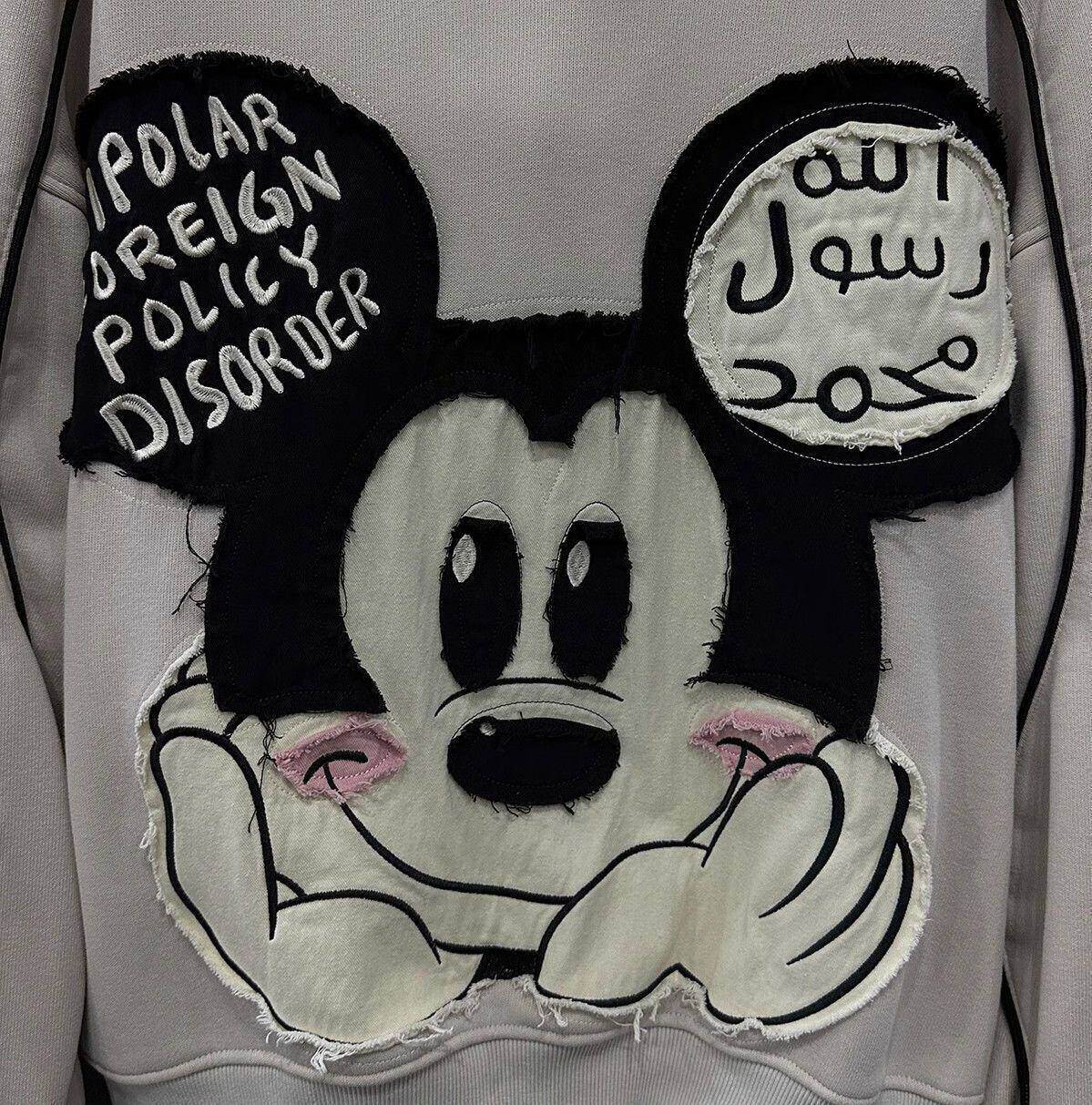 Moletom com capuz de desenho animado