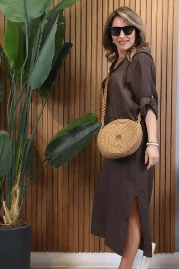 Vestido de linho importado com capuz