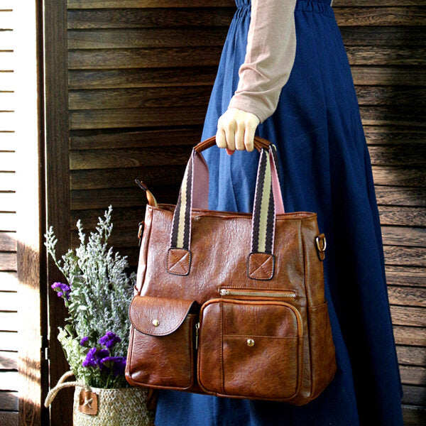 Bolsas, bolsas, bolsas de ombro em couro artificial