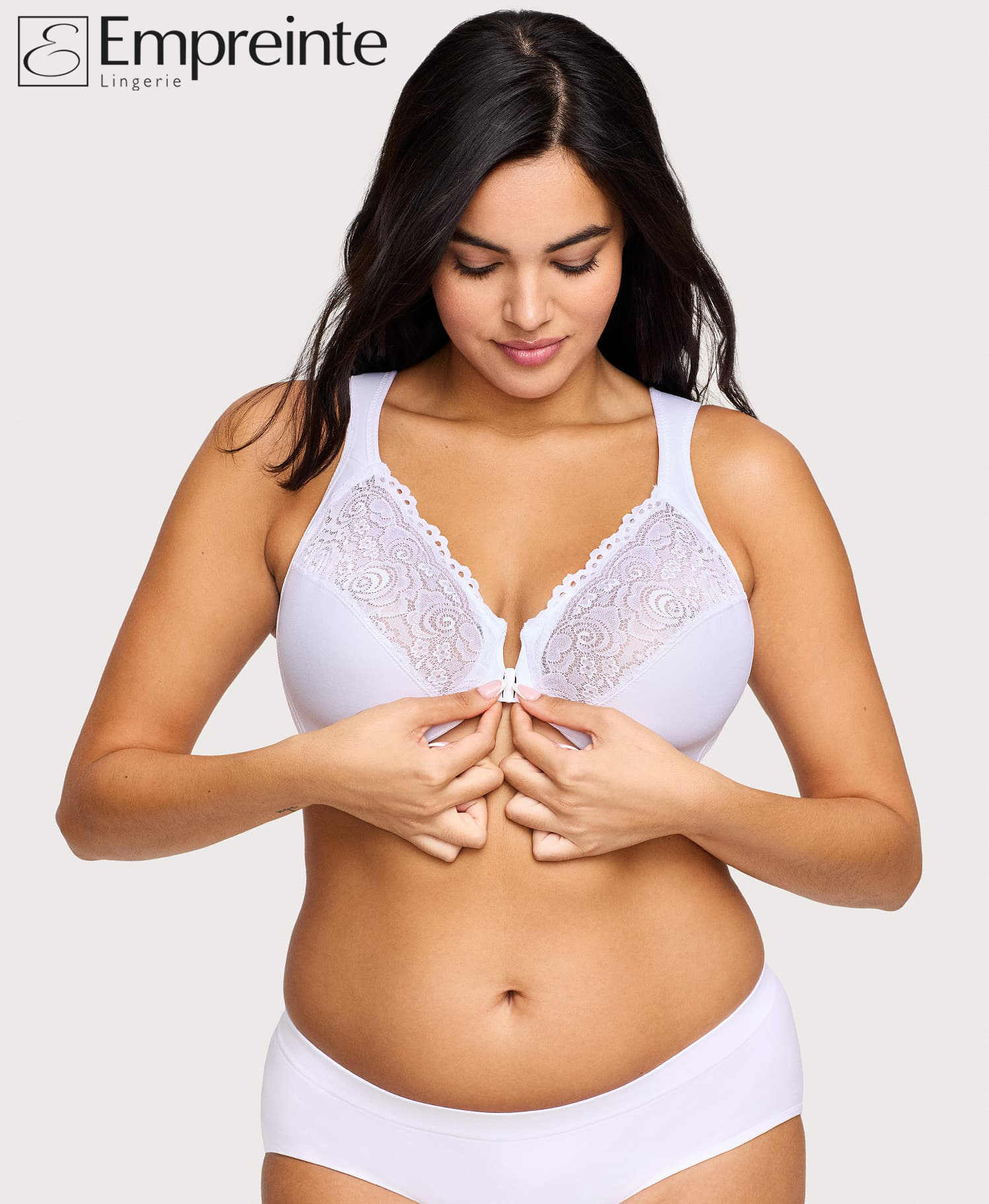 𝐄𝐌𝐏𝐑𝐄𝐈𝐍𝐓𝐄✨Front-Closure WonderWire Bra White