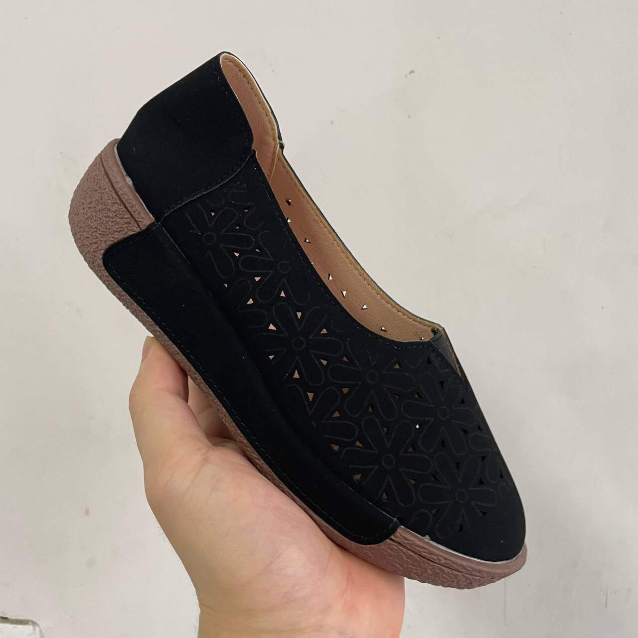 2025 sapatos femininos casuais de sola grossa primavera e verão