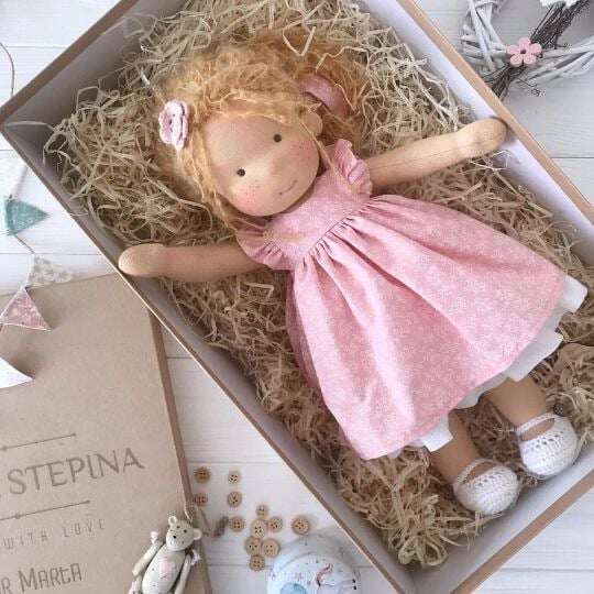 🎁🎁O melhor presente para crianças - Boneca Waldorf feita à mão👧