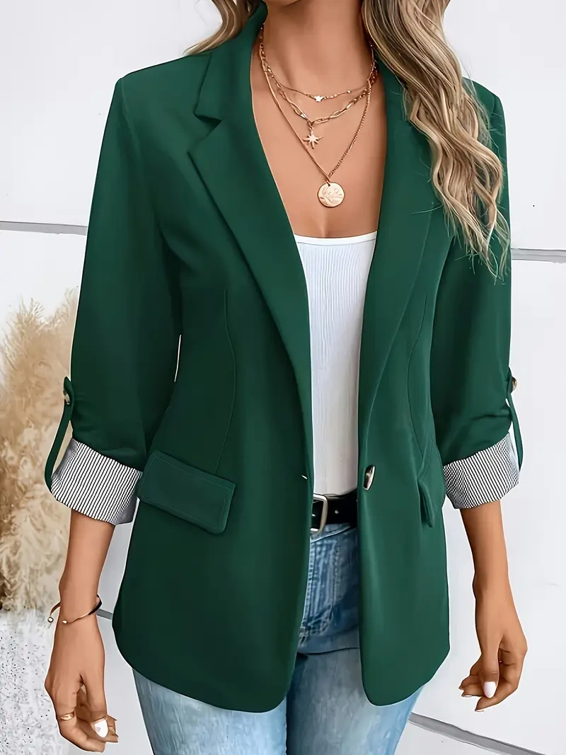 Jaqueta elegante – Gola, botões, mangas compridas, perfeita para o escritório.