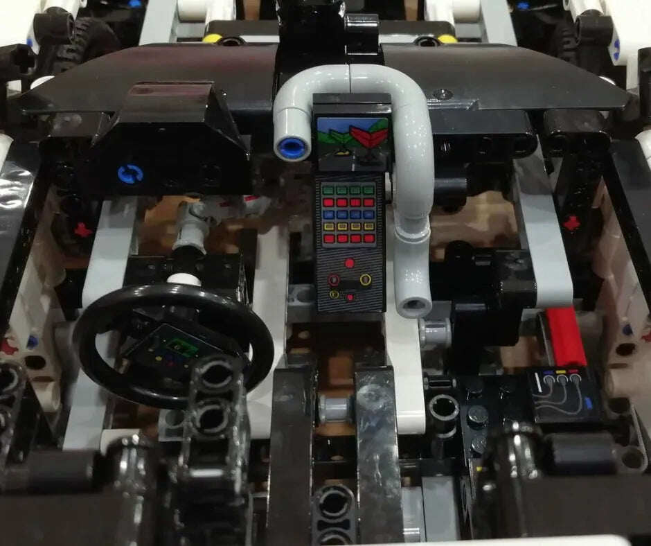 Porsche 911 RSR Lego branco (1580 peças) (1580 peças) com motor boxer de 6 cilindros e portas - Escala 1:10 - 1580 peças