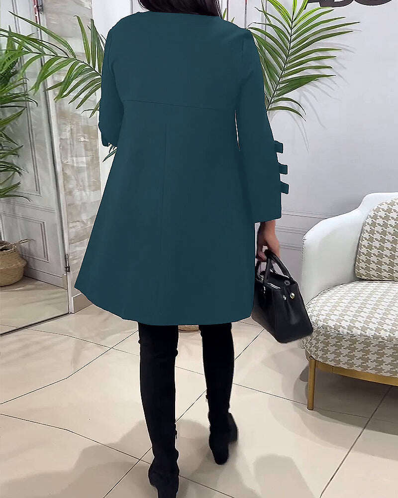 Vestido casual na altura do joelho com mangas compridas