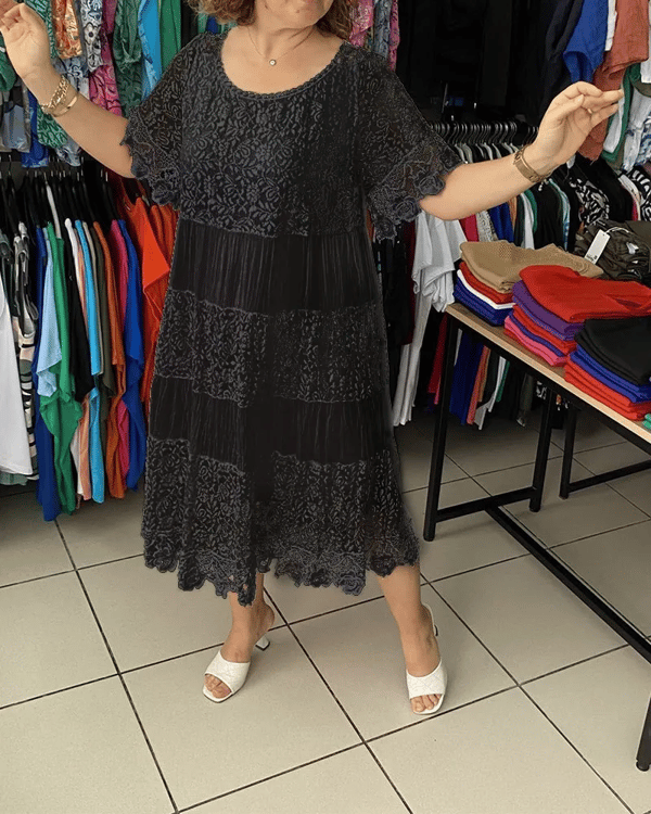 💝Vestido monocromático de renda de manga curta👗