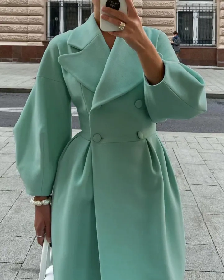 💕NOVO VESTIDO DE MALHA EUROPEU E AMERICANO OUTONO E INVERNO COM MANGA RETRO E ETIQUETA GRANDE.