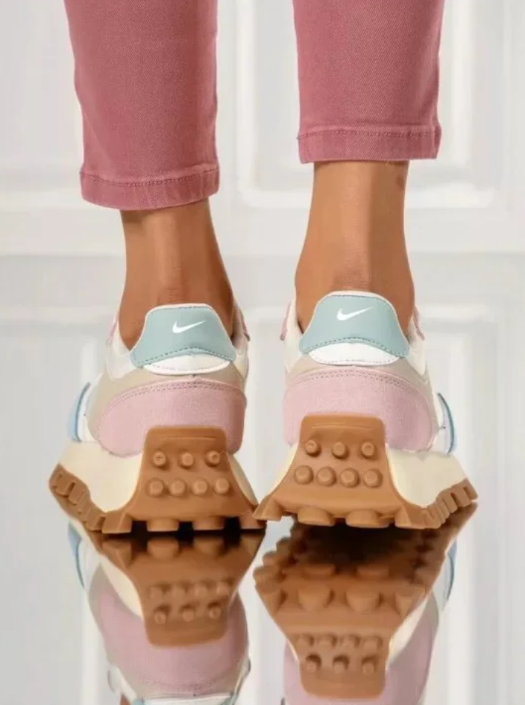 Tênis Nike® Feminino