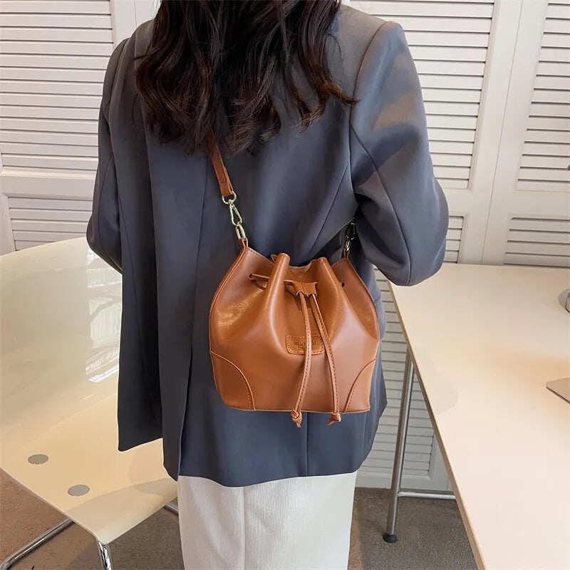 Balde de ombro xadrez bordado moda retrô de grande capacidade