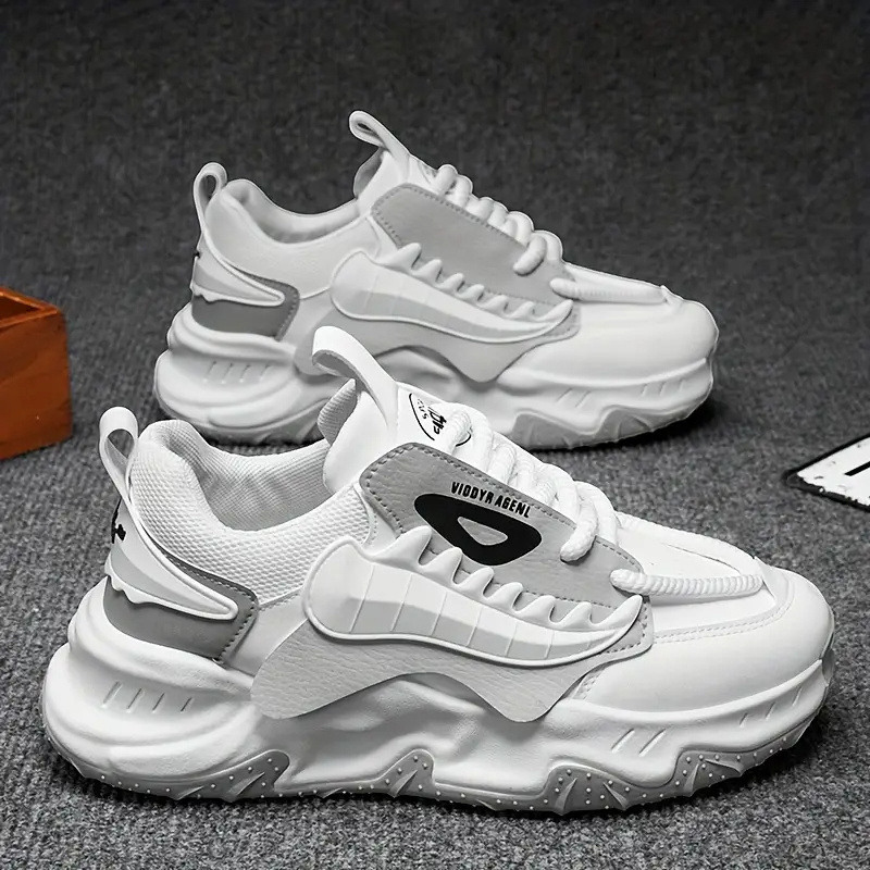 Χοντρή σόλα, νέα αθλητικά και casual παπούτσια