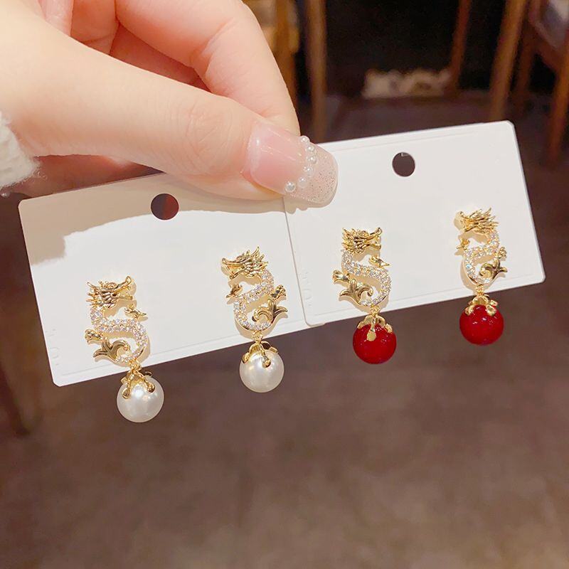 Драконови обеци с перли -- (Помага ви да получите това, което искате!)
