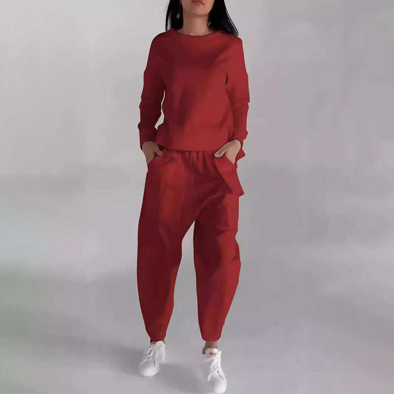 Fato desportivo feminino com muitos bolsos