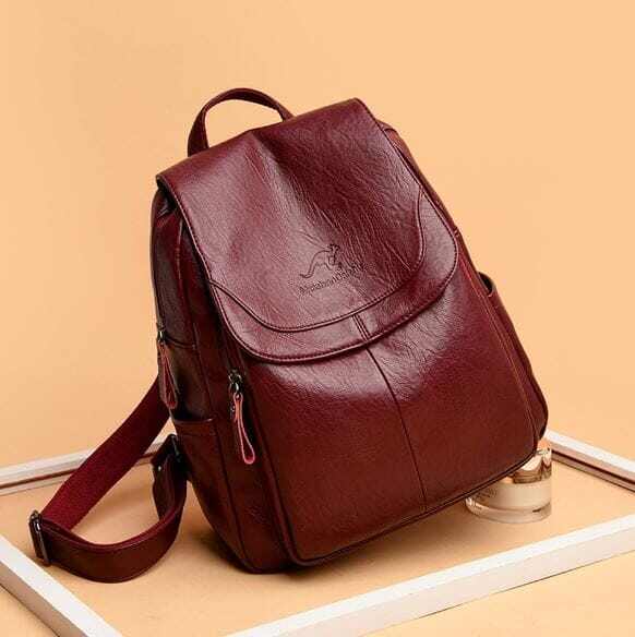 MOCHILA DE COURO FEMININA - JASMIM