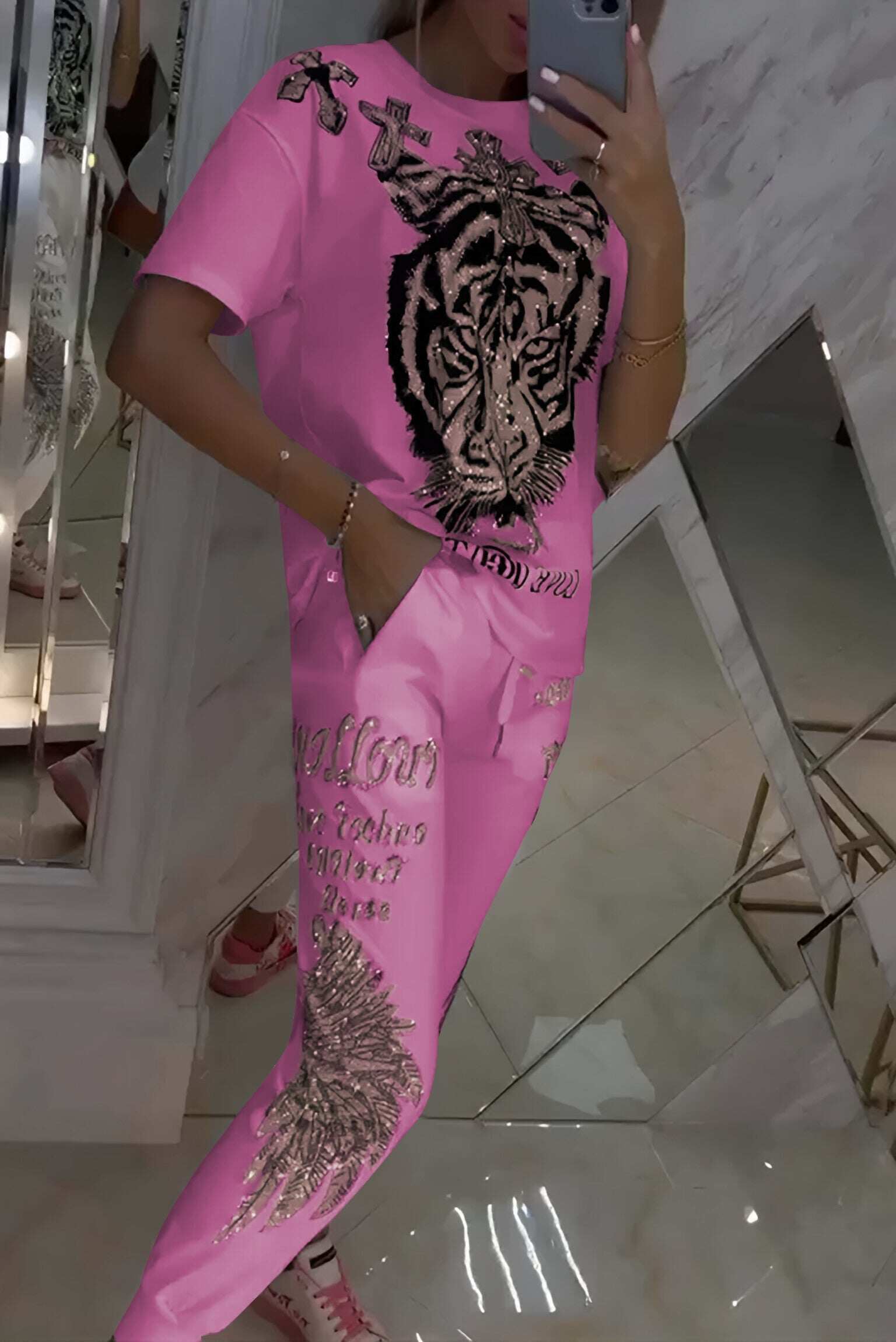 Conjunto feminino de duas peças top e calça com estampa Hot Diamond