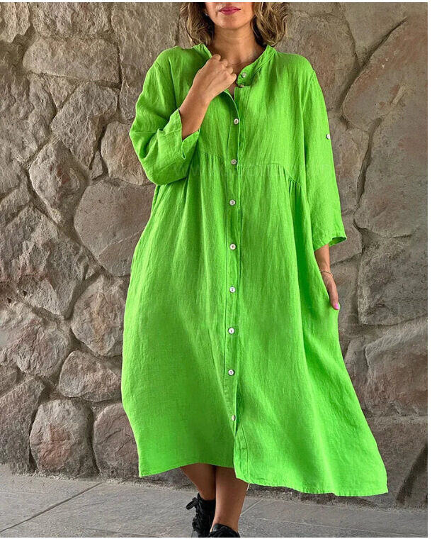 Novo vestido longo casual em algodão e linho de cor sólida com gola mandarim e botões