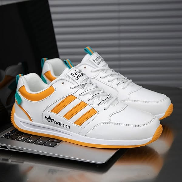 Új, lélegző, nyári Adidas férfi sportcipő