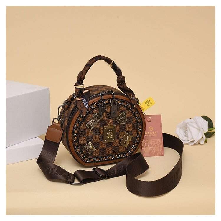 💖Нова гореща разпродажба за 2025 г. - модерна кожена чанта с мече💥