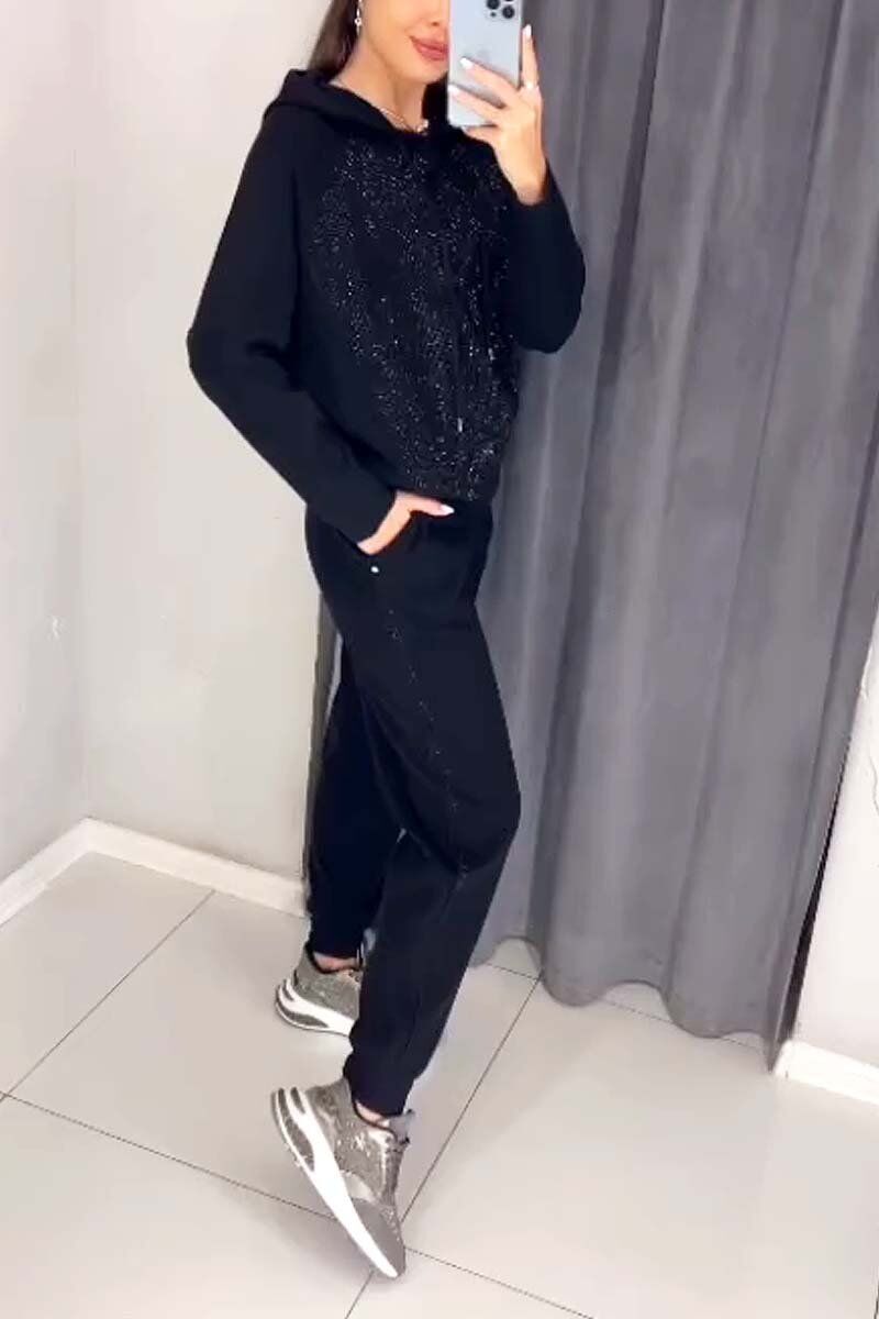 Roupa esportiva casual feminina com capuz