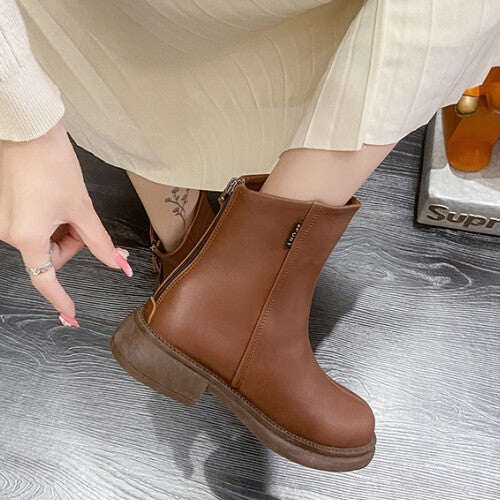 Botins femininos com zíper
