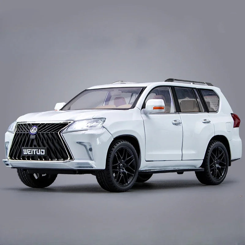 1:18 Lexus LX570 Die Cast