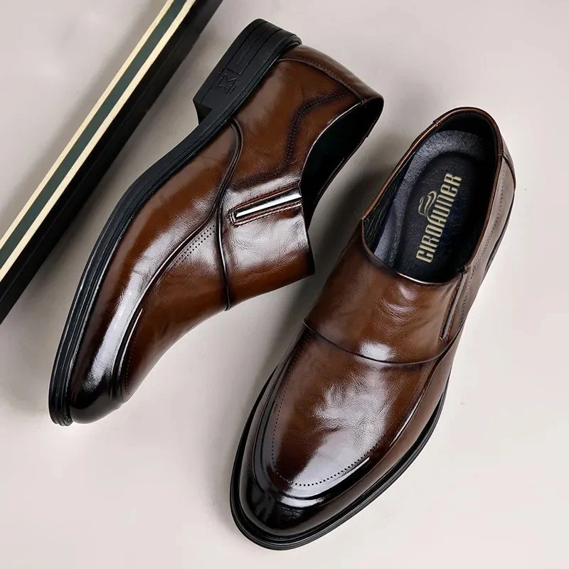 Sapatos masculinos italianos casuais de couro genuíno