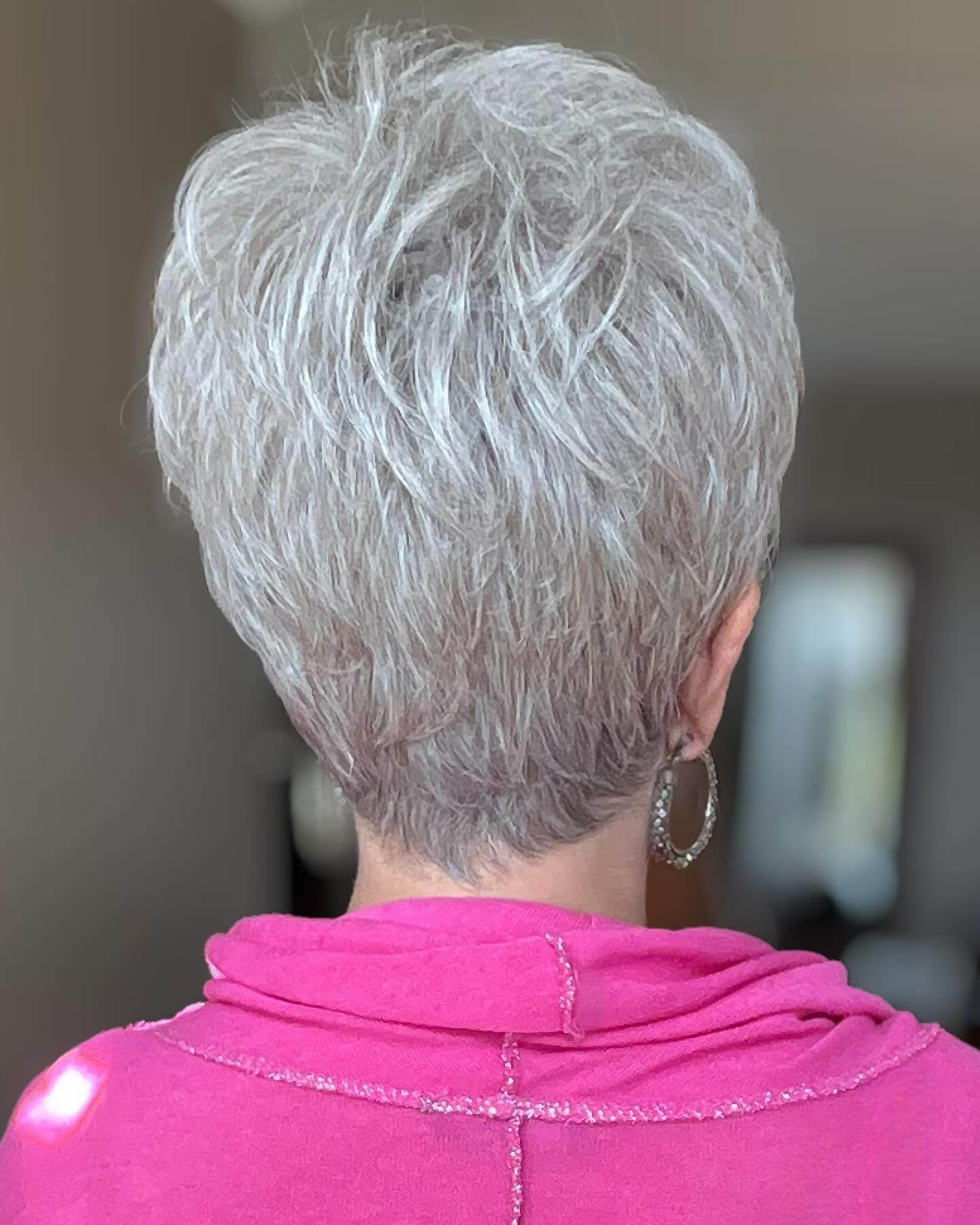 Gorgeous Pixie Fluffy Lady Silver Short Hair