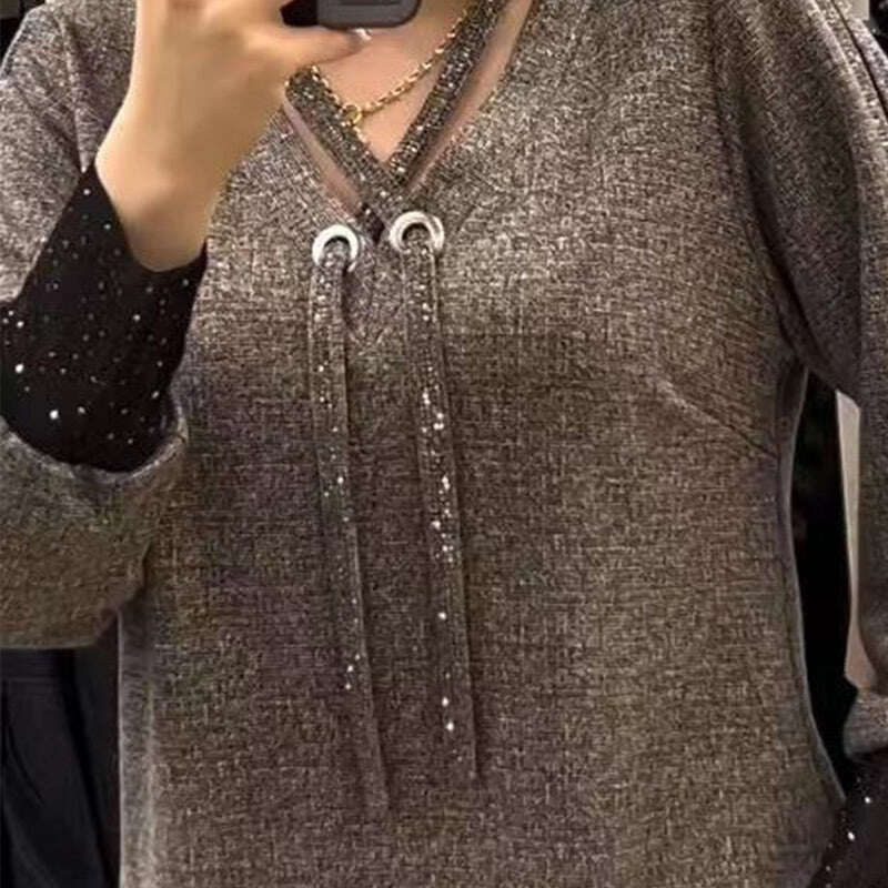 Vestido feminino de manga comprida com decote em V
