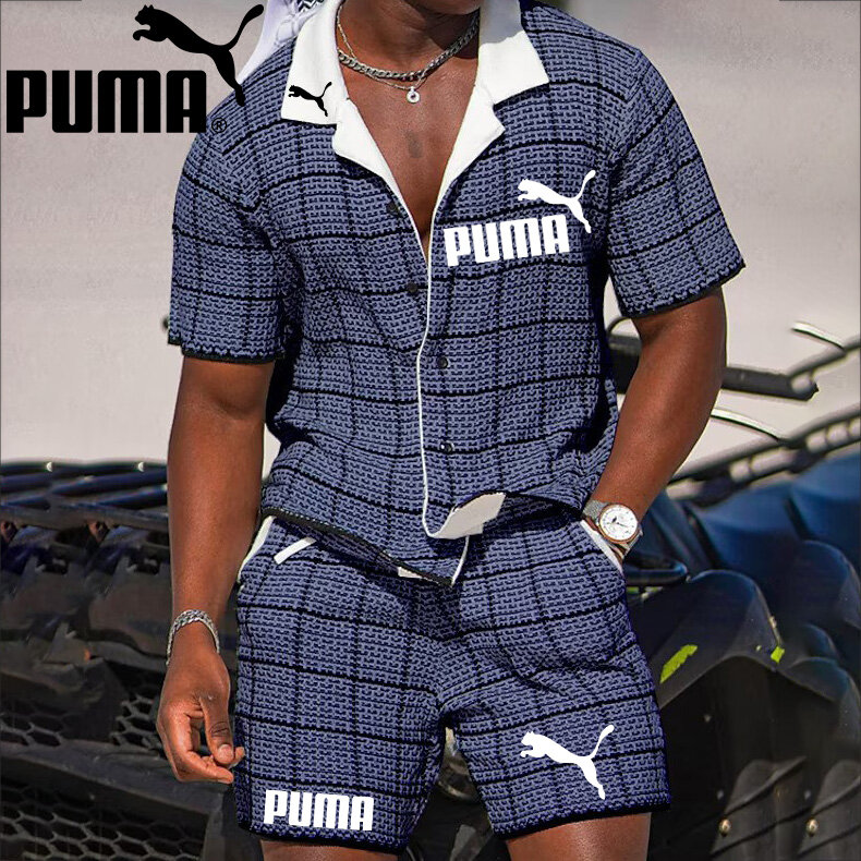 Terno masculino elegante de duas peças composto por uma camisa e shorts