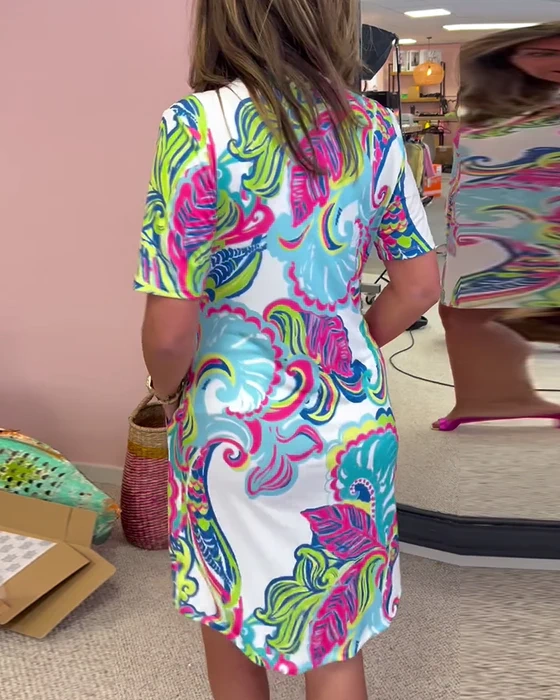 Vestido justo com estampa