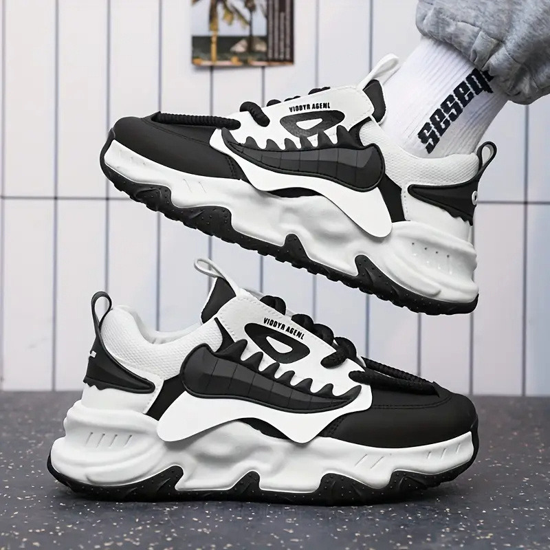 Χοντρή σόλα, νέα αθλητικά και casual παπούτσια