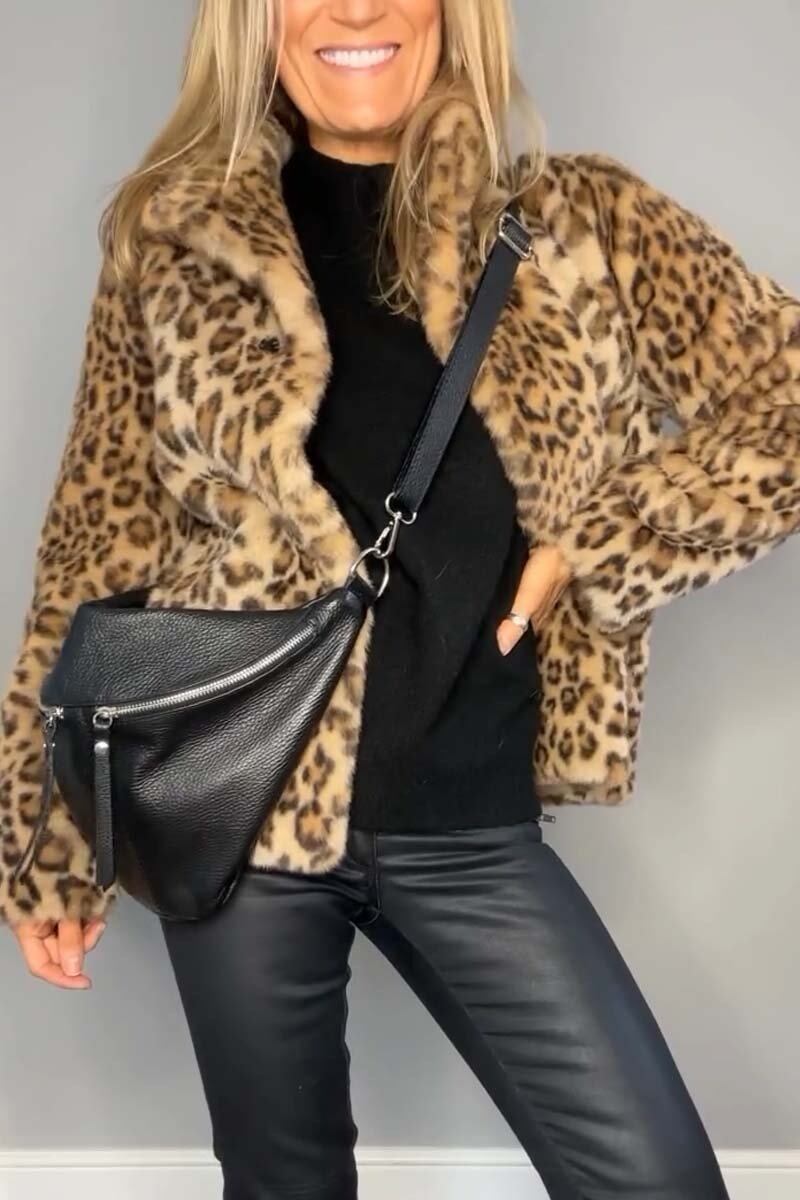 Casaco de inverno feminino elegante feito de pele sintética com estampa de leopardo e lapelas