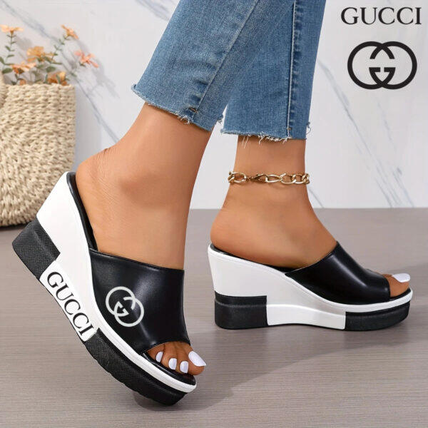 Gucci – Nowe Eleganckie Sandały