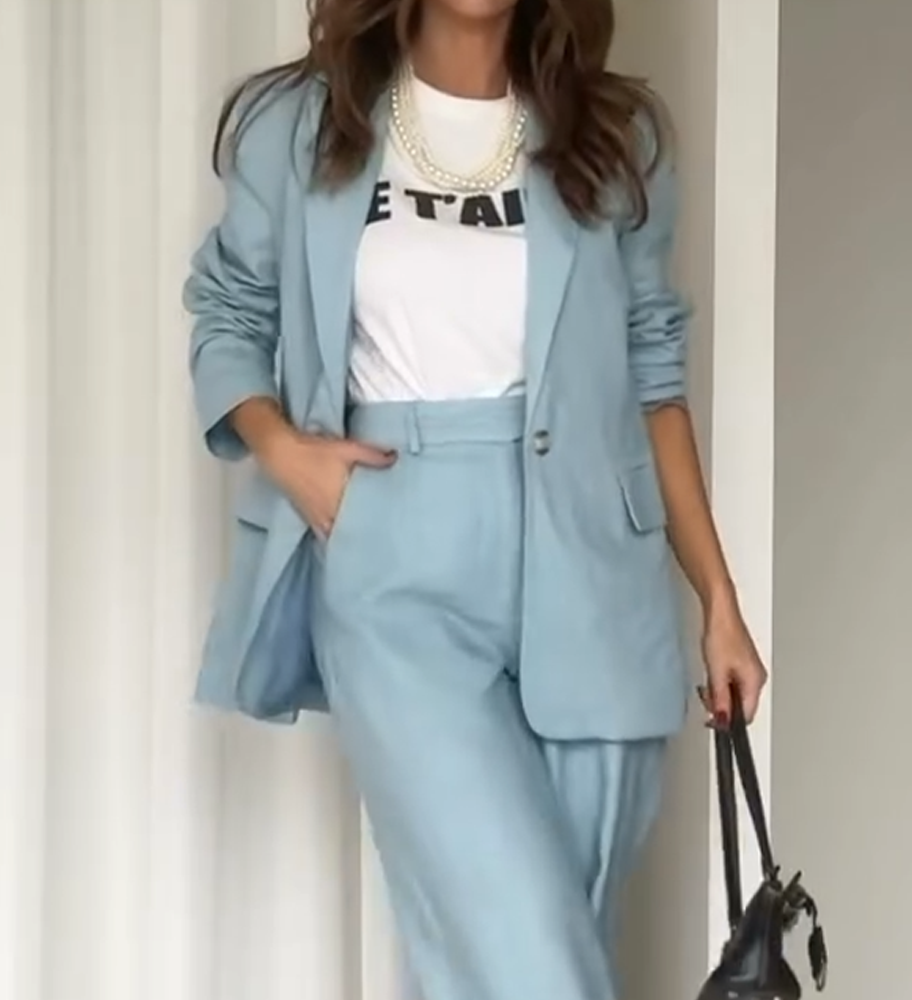 Conjunto elegante de colete e blazer de três peças