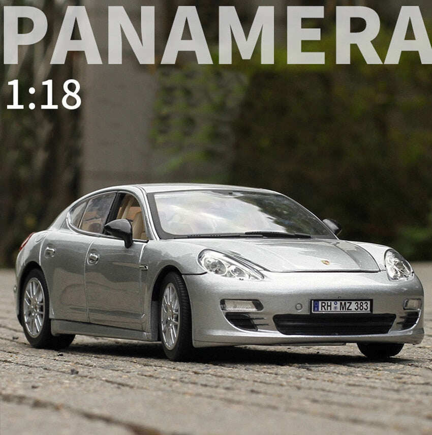 1:24 Porsche Panamera Coupe Актьорите