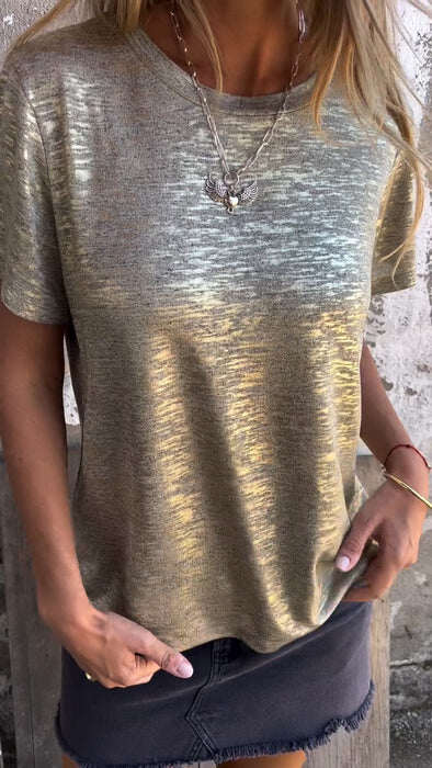 Camiseta com gola redonda e manga curta estampada a quente