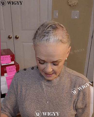 Peruca elegante Wigyy Curl com franja