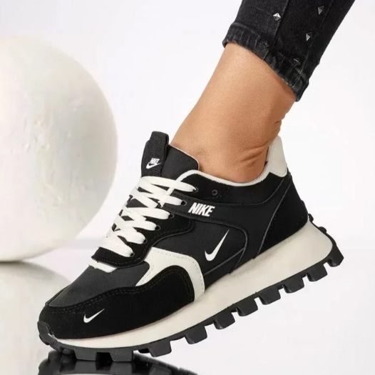 Tênis Nike® Feminino