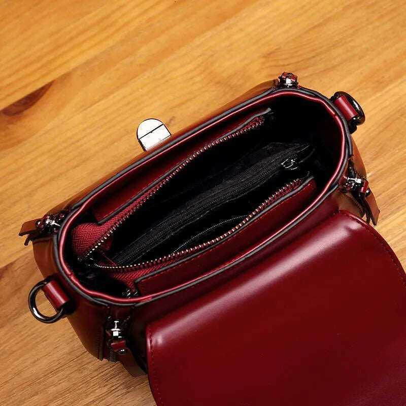 Bolsa de couro vintage de couro, bolsa diagonal com rebite de um ombro