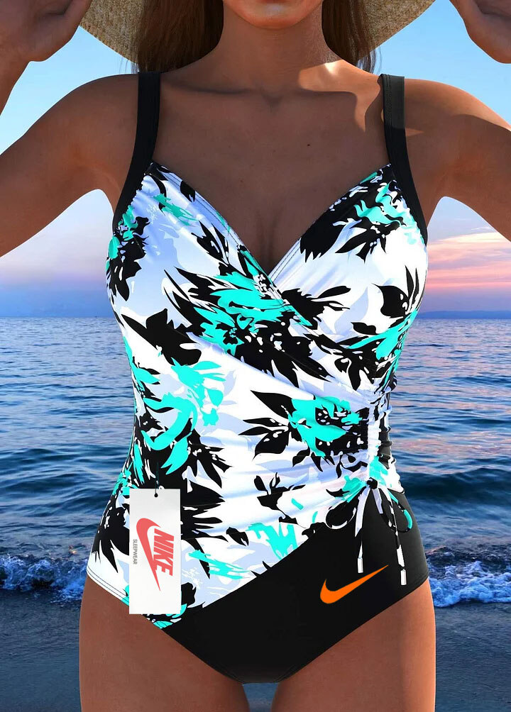 Nowe stringi bikini w kwiatowy wzór