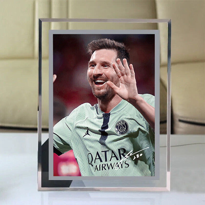 Messi Crystal képkeret 6 hüvelykes labdarúgó-világbajnokság sztárjának fényképével, beltéri üvegkeret asztali dekorációval