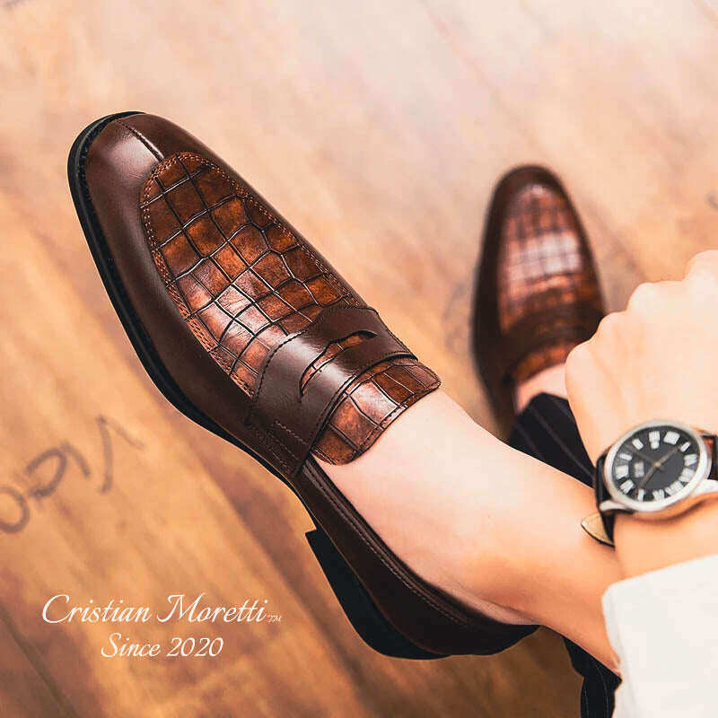 Sapatos Enrico Vitali™ em couro legítimo sem cadarço