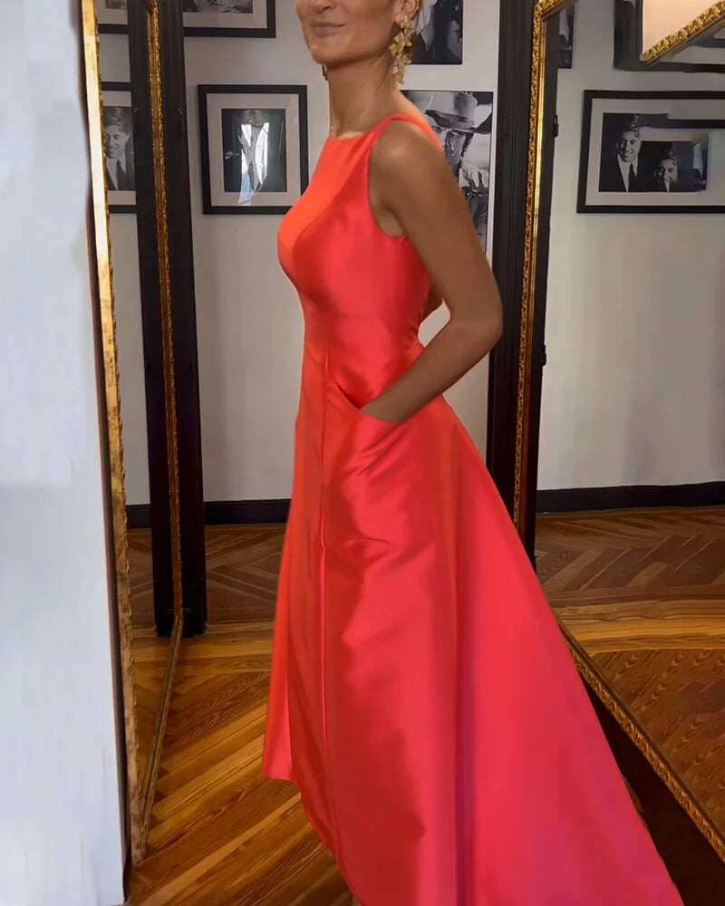 Monochromatyczna elegancka suknia wieczorowa 2023