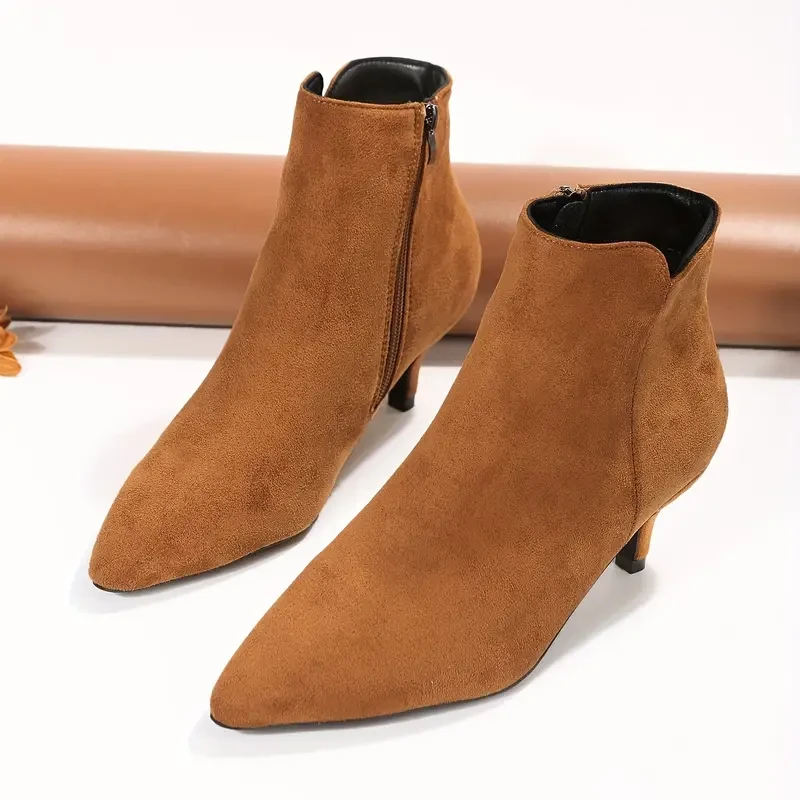 Botas femininas de salto agulha de cor sólida