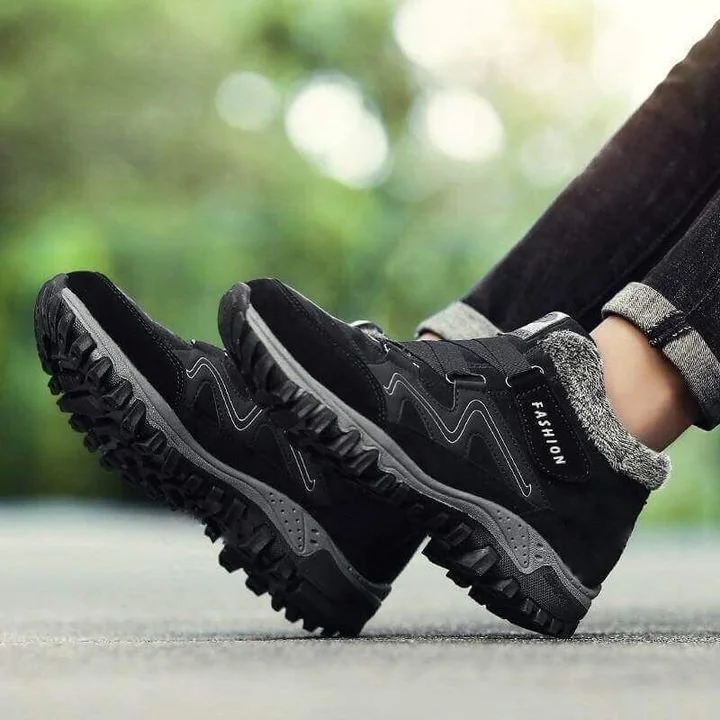 Botas quentes de couro de pele de neve de inverno feminino