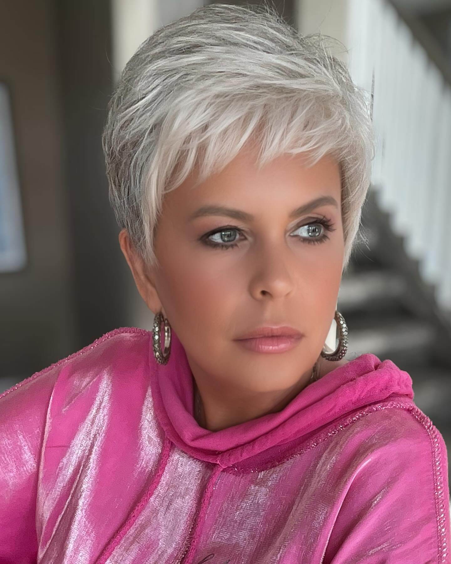 Gorgeous Pixie Fluffy Lady Silver Short Hair