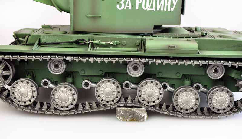 Tanque RC Heng Long 3949 KV-2 soviético TK7.0 - Versão Profissional