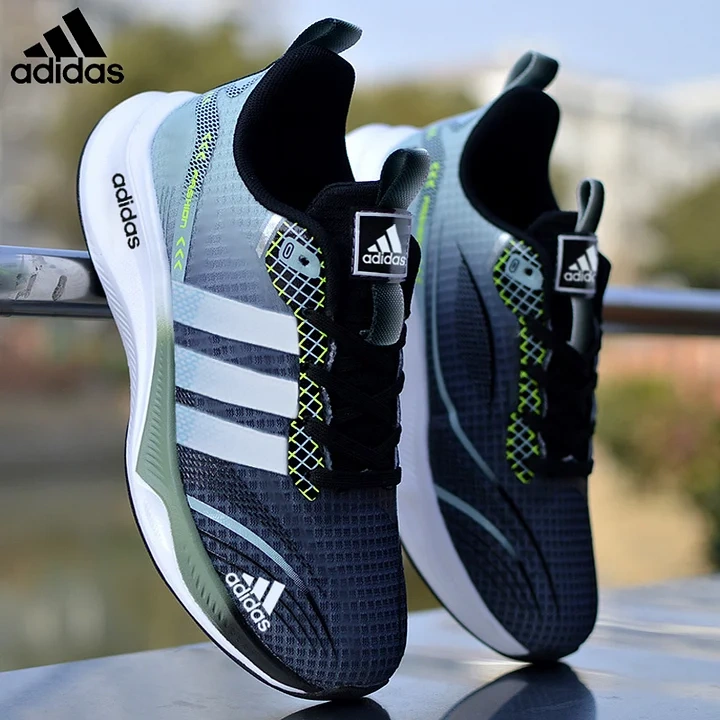 Adidas® 2025-ös új szabadtéri futócipői