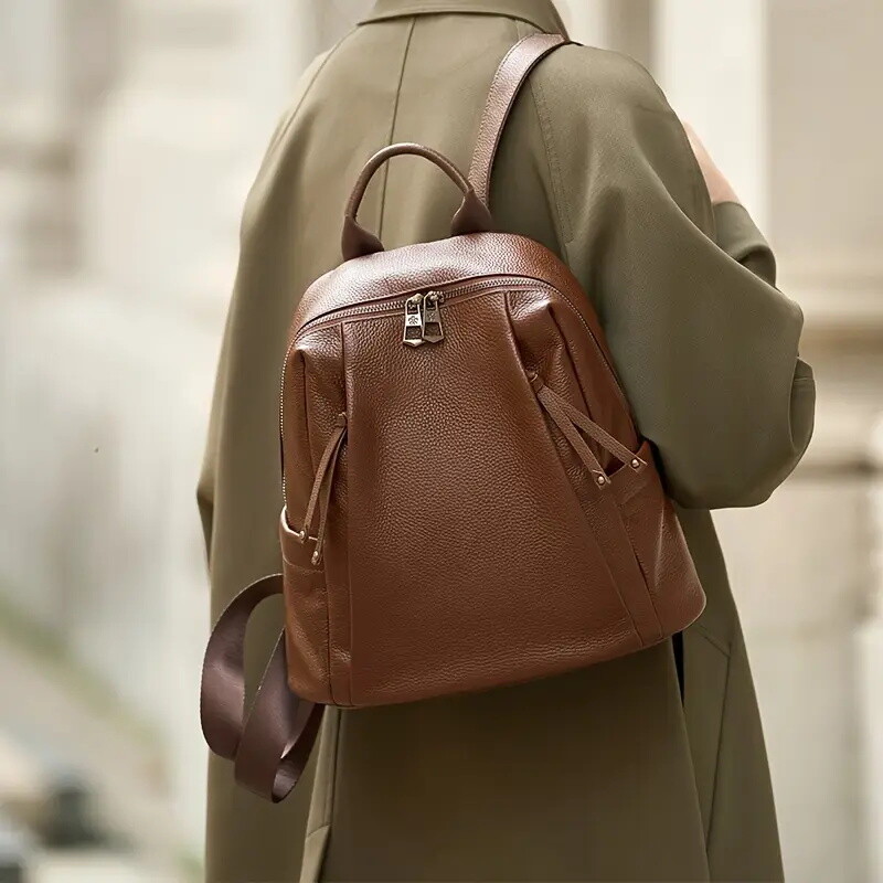 2025 New Stylish Women'S Backpack Made of Genuine Leather, Large Capacity for Commuting And Travel.
